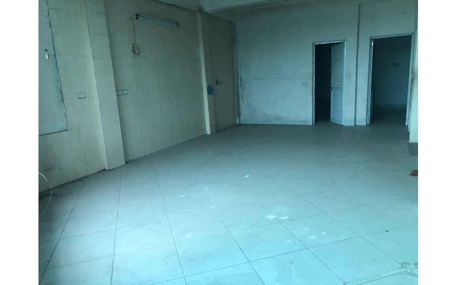 Cho thuê MBKD làm Bi - A, Nhà hàng, Bia, Cà Phê Phố Văn Tiến Dũng, Quận Bắc Từ Liêm